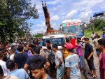 चितवनमा बस र माइक्रो ठोक्किँदा ७ जनाको मृत्यु, १८ घाइते