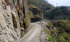 त्रिभुवन, भीमफेदी, कुलेखानी र कान्तिलोकपथमा सवारी सञ्चालनमा रोक