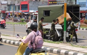 फुटपाथ कब्जामाथि भरतपुर महानगरको कडाइ, सामान जफत गर्न थालियो