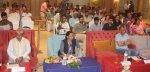 चितवनमा निजी विद्यालय सञ्चालकले भने-राज्यले नियमन गरोस्, नियन्त्रण होइन