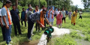 पूर्वमन्त्री पाण्डेद्वारा पश्चिम चितवनको पहिलो लिफ्ट सिँचाइ आयोजनाको उद्घाटन