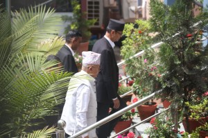 पतञ्जलि जग्गा प्रकरण : पूर्वप्रधानमन्त्री नेपाल विशेष अदालतमा उपस्थित