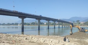 नारायणगढ–गैँडाकोट जोड्ने आइकोनिक पुल निर्माण सुरु