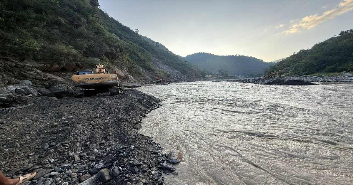 इन्धनको मूल्यवृद्धिले चितवनका १२५ ठेक्का रोकिन सक्ने