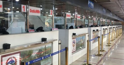 हातपातमा उत्रिएका प्रहरी कर्मचारीहरूलाई विमानस्थलबाट हटाइने