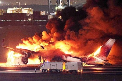 जापानमा विमान ठोक्किँदा पाँच जनाको मृत्यु