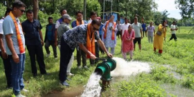 पूर्वमन्त्री पाण्डेद्वारा पश्चिम चितवनको पहिलो लिफ्ट सिँचाइ आयोजनाको उद्घाटन