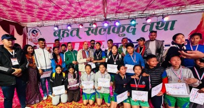 चितवनले जित्यो ‘सेभेन ए साइड’ महिला फुटबलको उपाधि