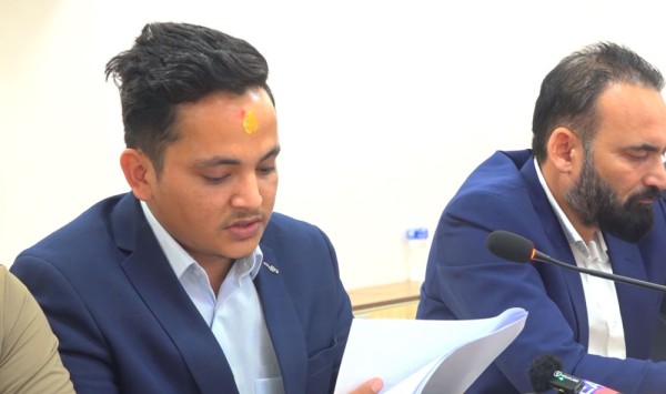 जेन–जी भन्दै कर्मचारीलाई धम्क्याउने अर्जुन शाही पक्राउ