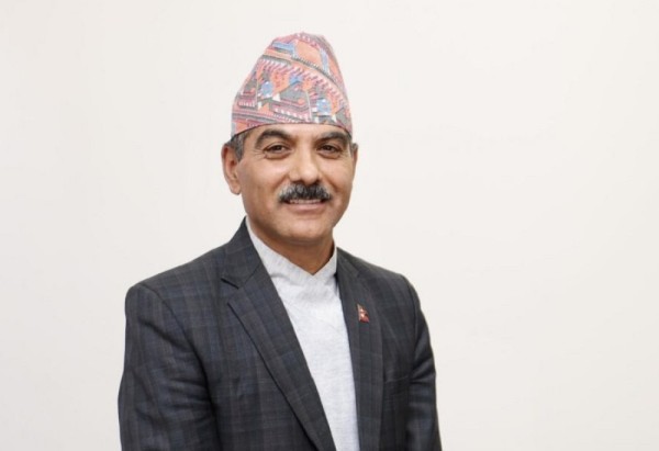 मुख्यसचिव वैकुण्ठ अर्यालसहित ११  जनाविरुद्ध  भ्रष्टाचार मुद्दा दर्ता