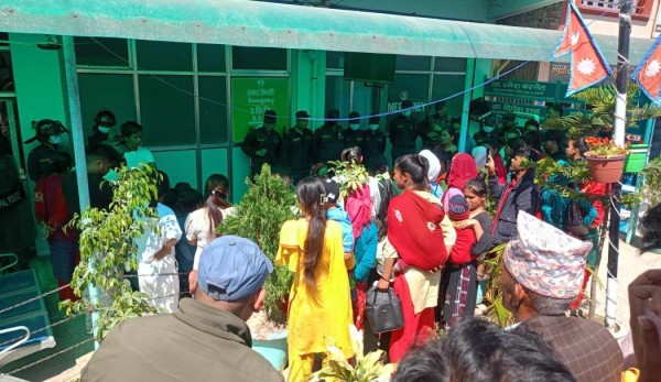 ९ वर्षीय बालकको अस्पतालमा मृत्युपछि आफन्तहरु आन्दोलित