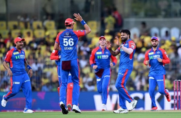 आईपीएल : चेन्नईलाई २५ रनले हराउँदै दिल्लीको लगातार तेस्रो जित