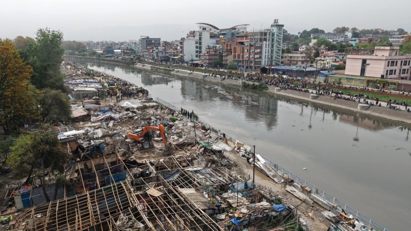 उपत्यकाका चार स्थानमा भत्काइयो अतिक्रमित १२ सय बढी घरटहरा