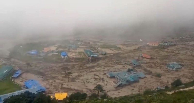 थामे बाढी : तटीय क्षेत्रमा कटान जारी