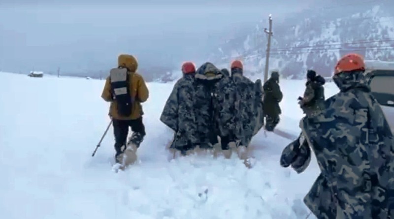 हिमपातबाट अलपत्र ७५० जनाको तिलिचो वेश क्याम्पबाट उद्धार
