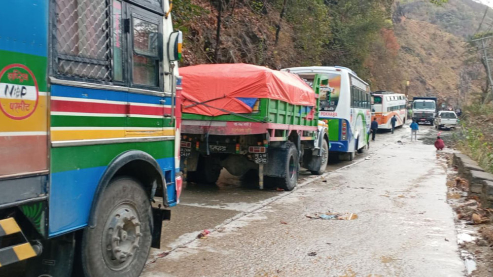 कुन-कुन जिल्लामा राति सवारी सञ्चालनमा रोक लगाइयो ?